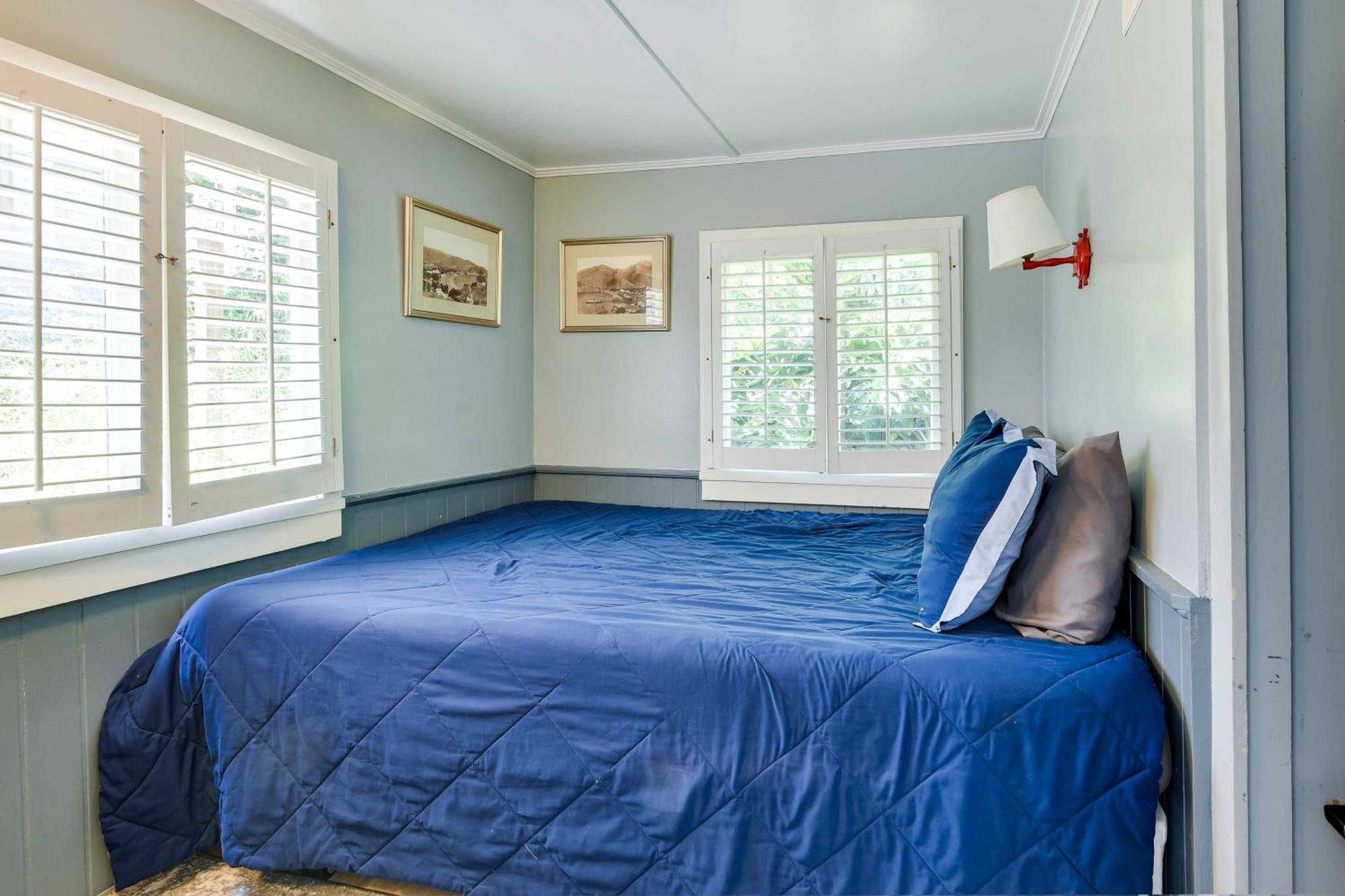 Charming Catalina Gem With Deck Walk To The Beach! アバロン エクステリア 写真